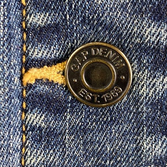 GAP Dark Wash Denim Jacket - Picture 3 of 8